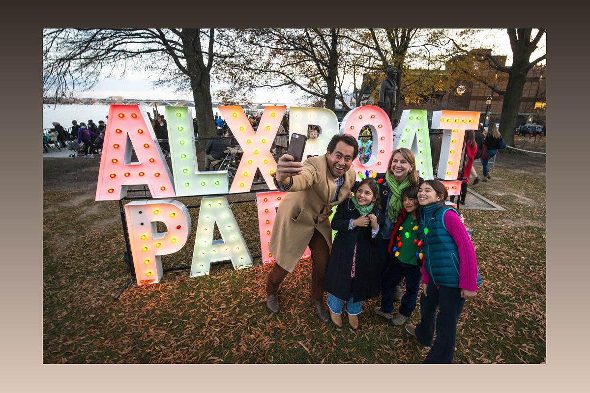 Experience the Festive Magic of Alexandria: A Guide to Holiday Events - 122441205