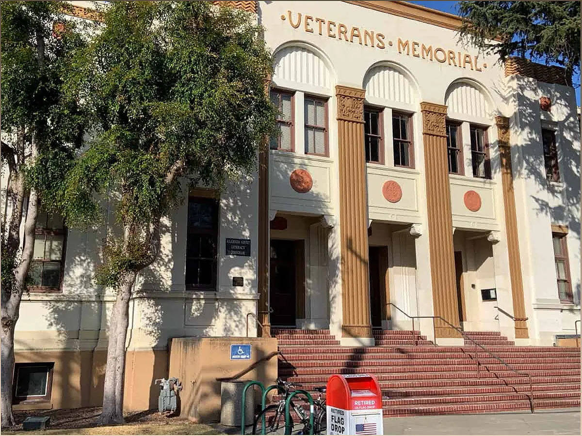 Revitalizing Alameda's Veterans' Memorial Building: A Historic Gem in Need of Restoration - 1842879677