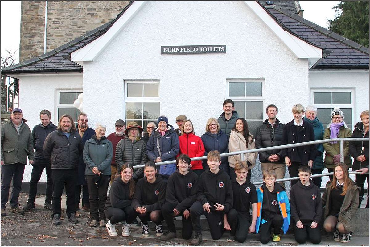 The Long-Awaited Reopening of Grantown's Public Toilets: A Community Triumph - -680556901
