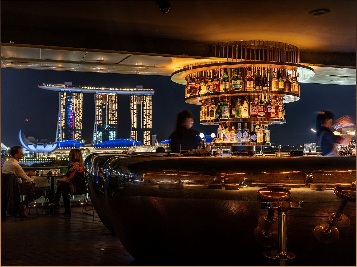Unveiling the Best Bars in Singapore: A Journey of Unique Cocktails and Exquisite Ambiance - 1311077902